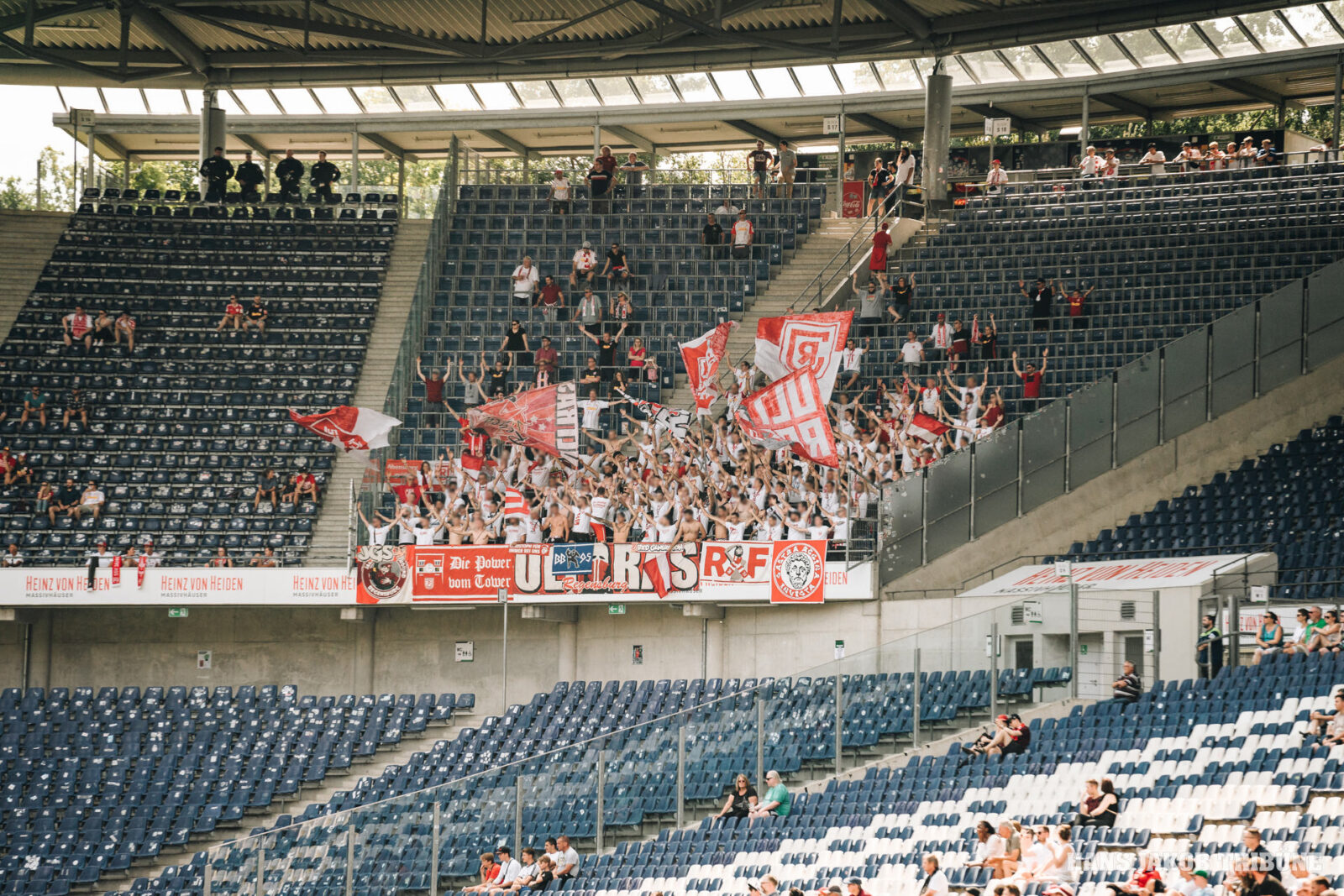 Hannover 96 – SSV Jahn Regensburg 1-0 (4)
