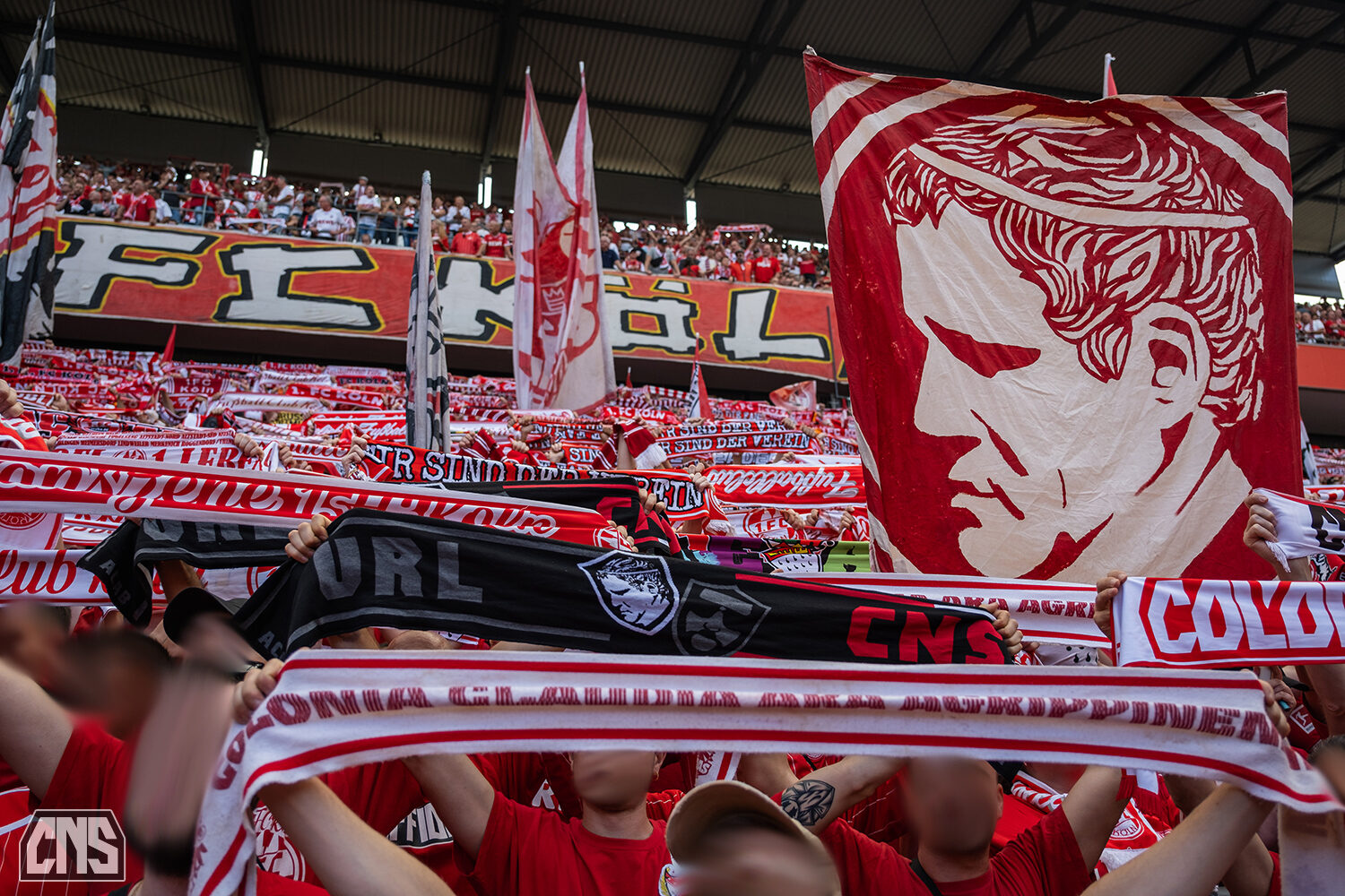 1. FC Köln – VfL Wolfsburg 1-2 (50)