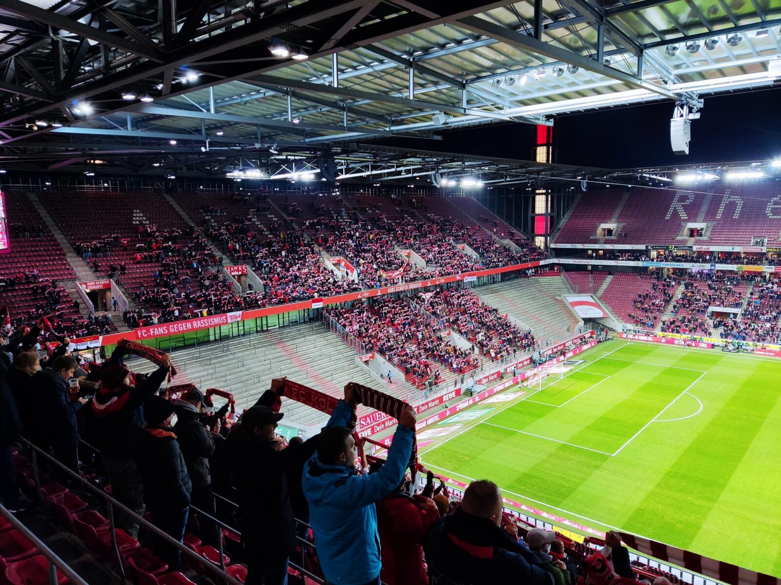 1. FC Köln – Eintracht Frankfurt 1-0 (3)