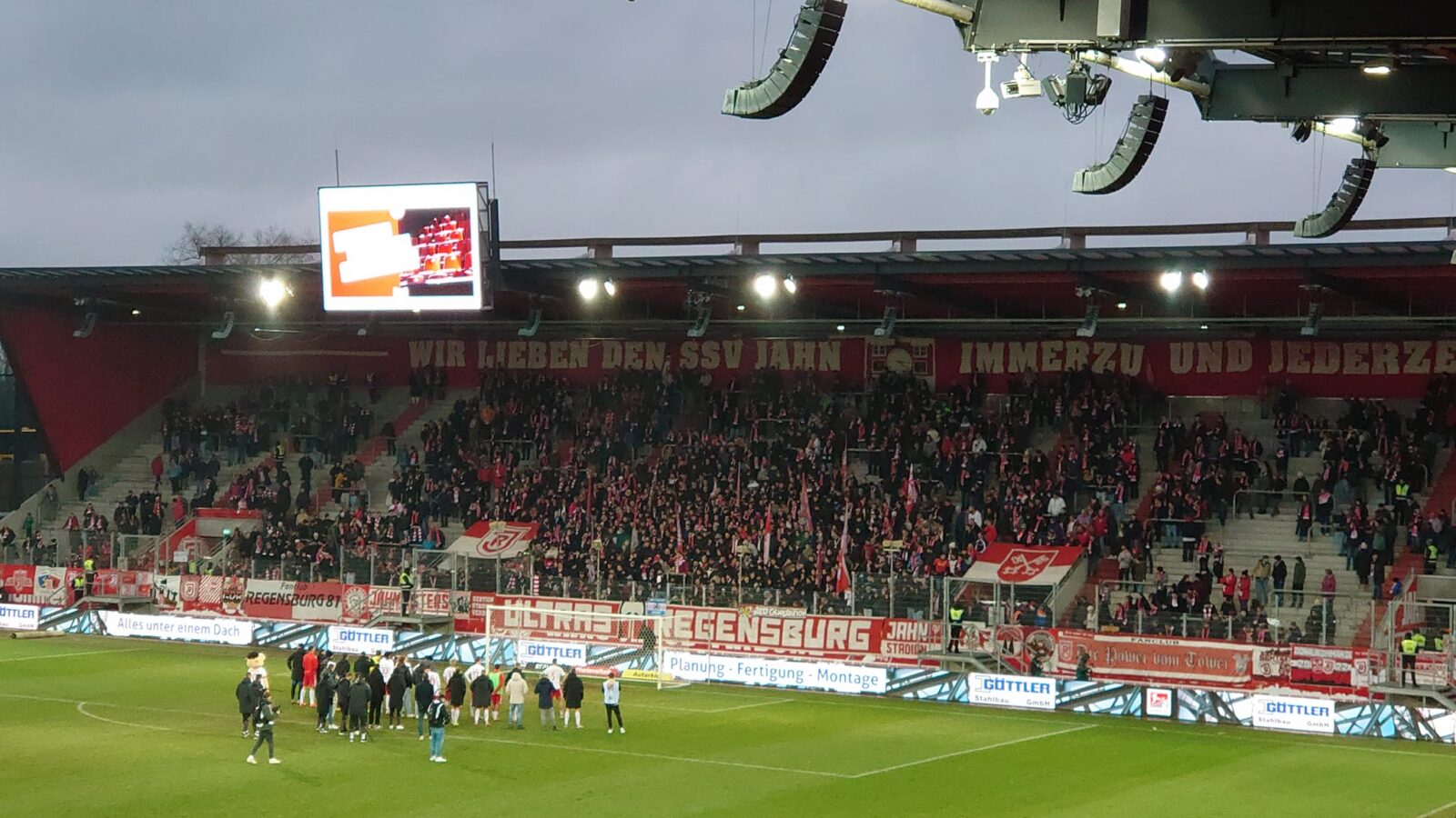 SSV Jahn Regensburg – 1. FC Köln 0-1