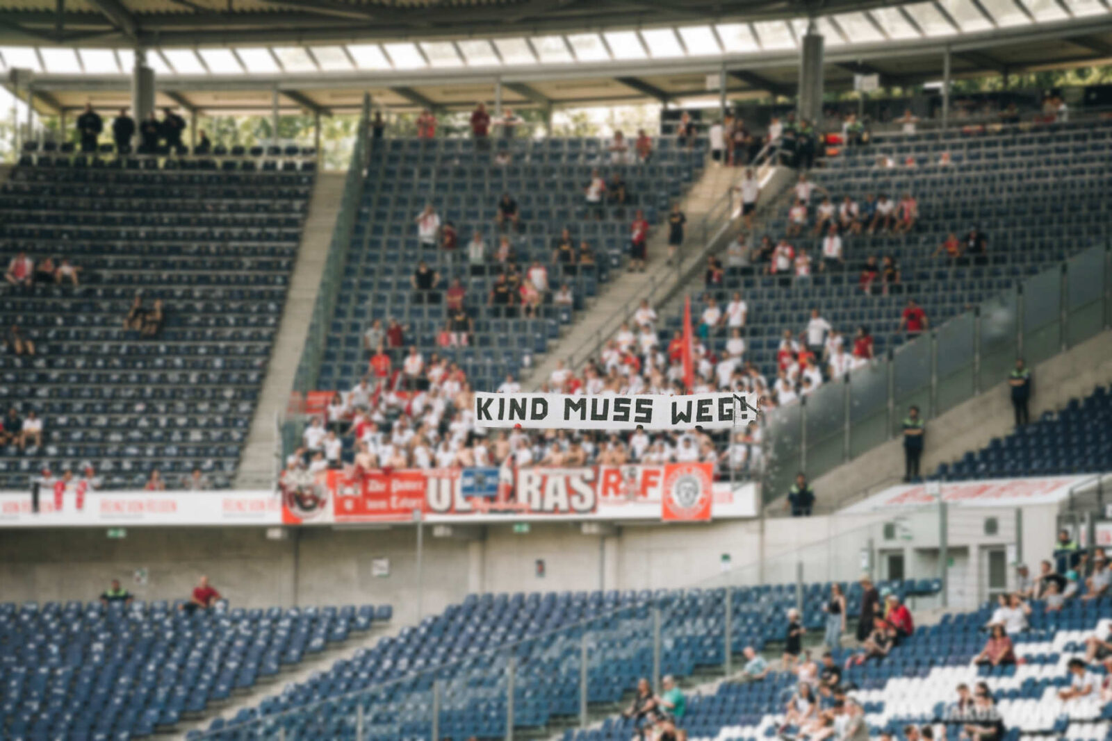 Hannover 96 – SSV Jahn Regensburg 1-0 (7)
