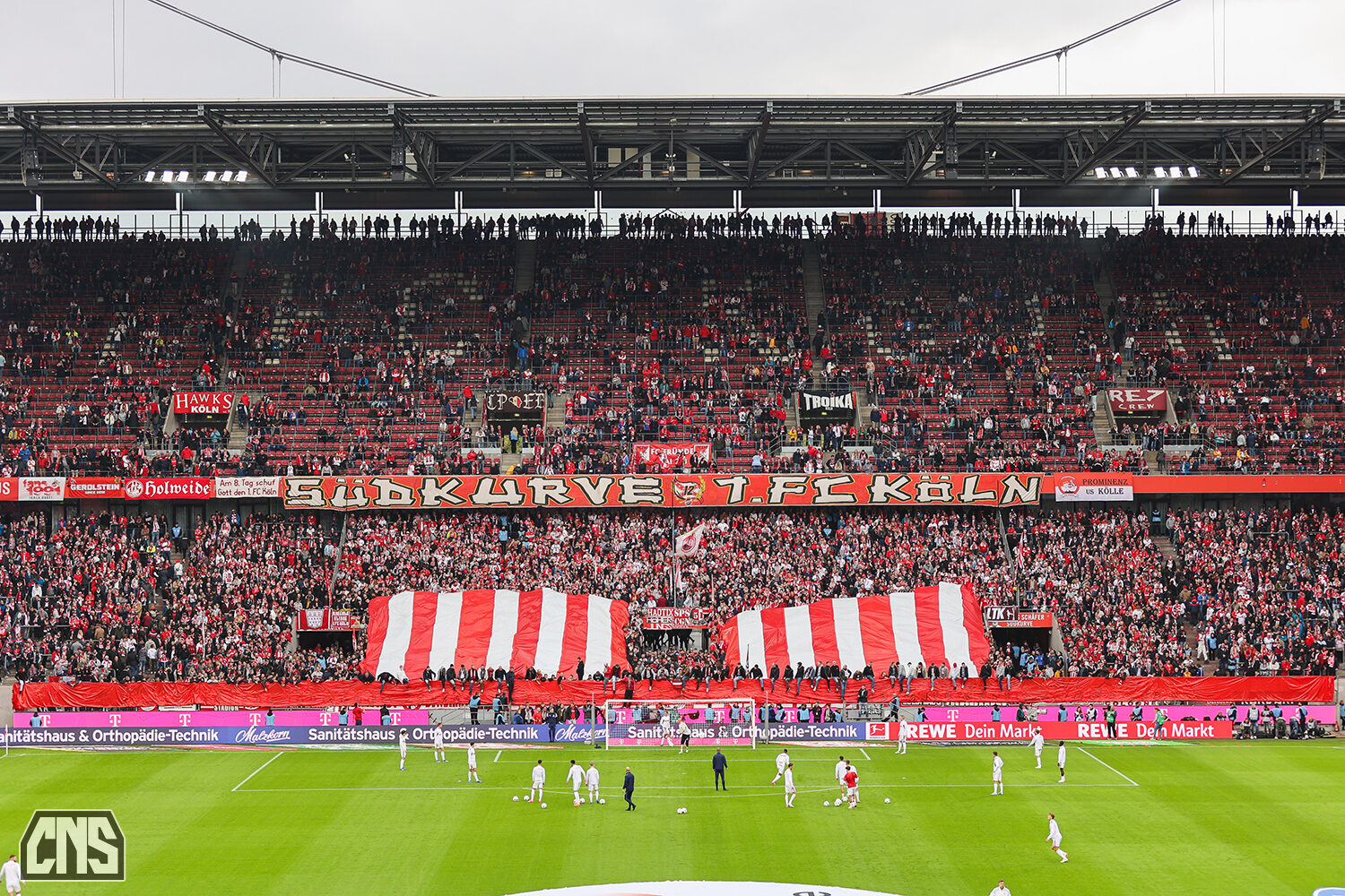 1. FC Köln – Borussia Mönchengladbach 3-1 (40)
