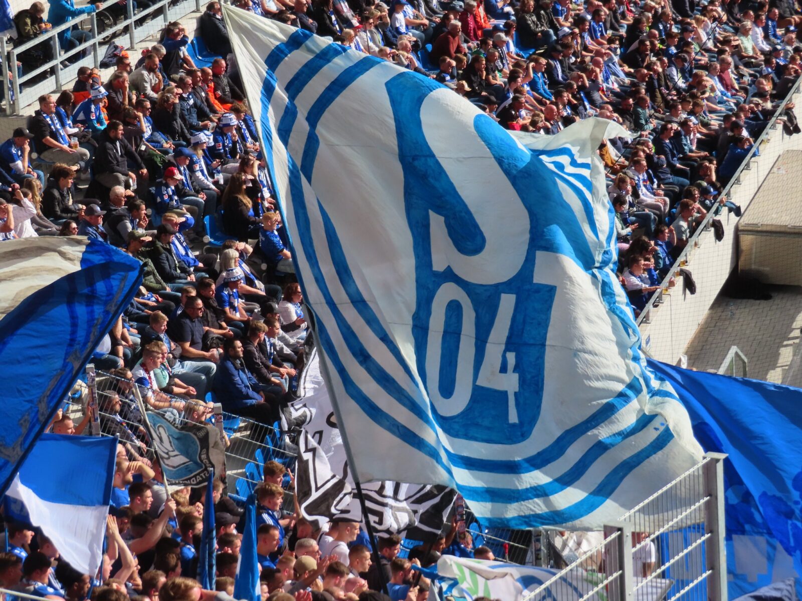 Karlsruher SC – FC Schalke 04 3-0 (4)