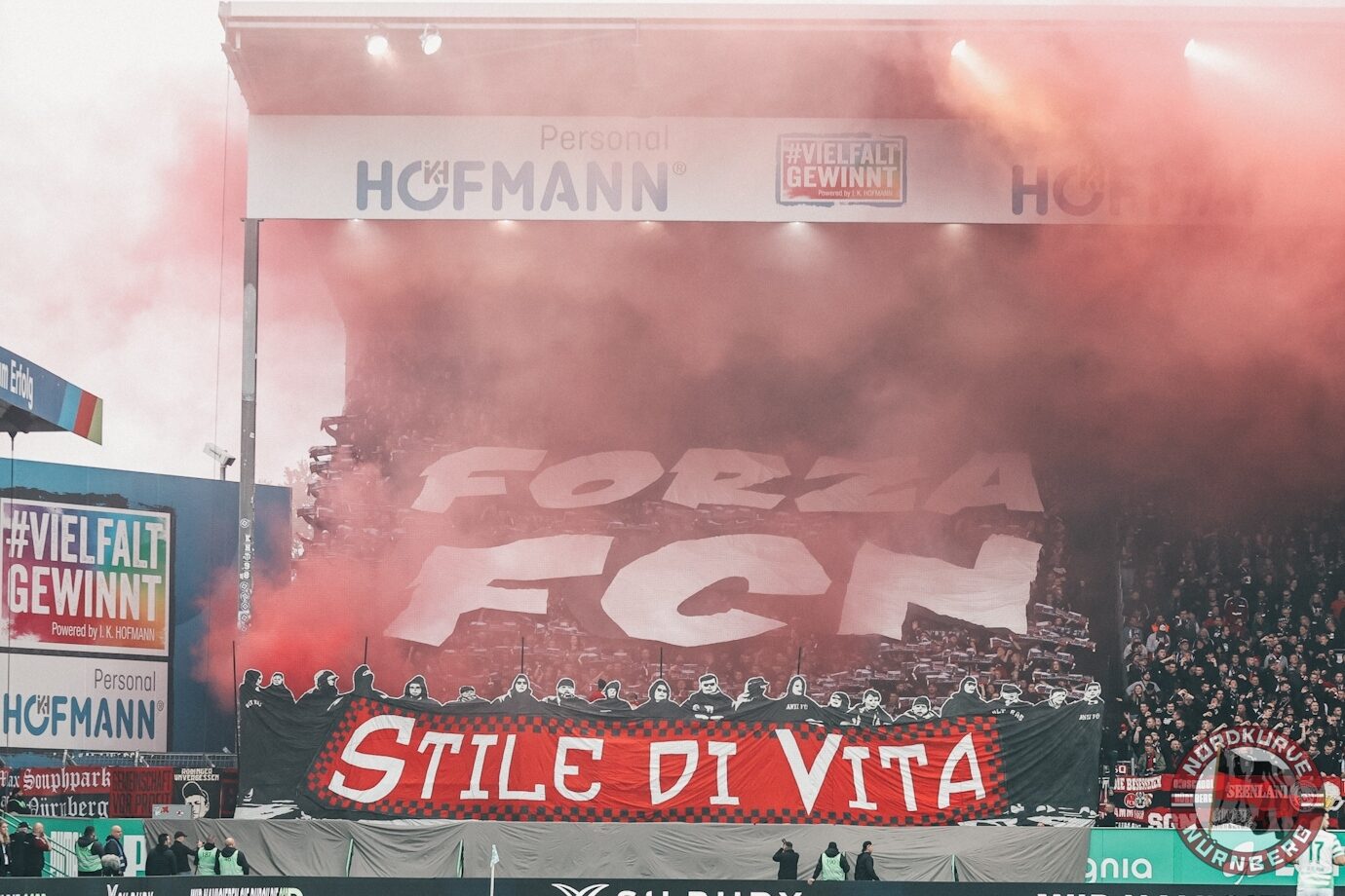 SpVgg Fürth – 1. FC Nürnberg 0-4 (27)