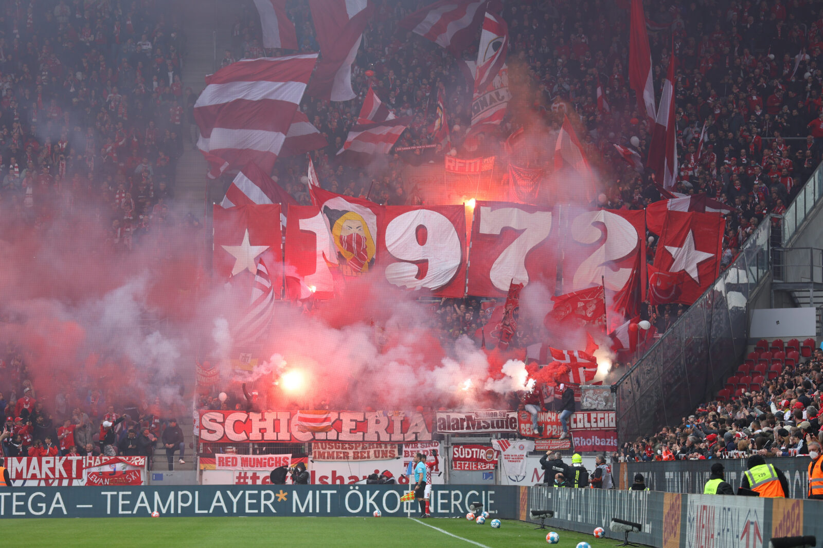 1. FSV Mainz 05 – FC Bayern München 3-1 (12)