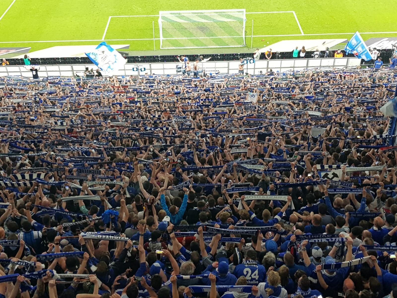 FC Schalke 04 – FC St. Pauli (14)
