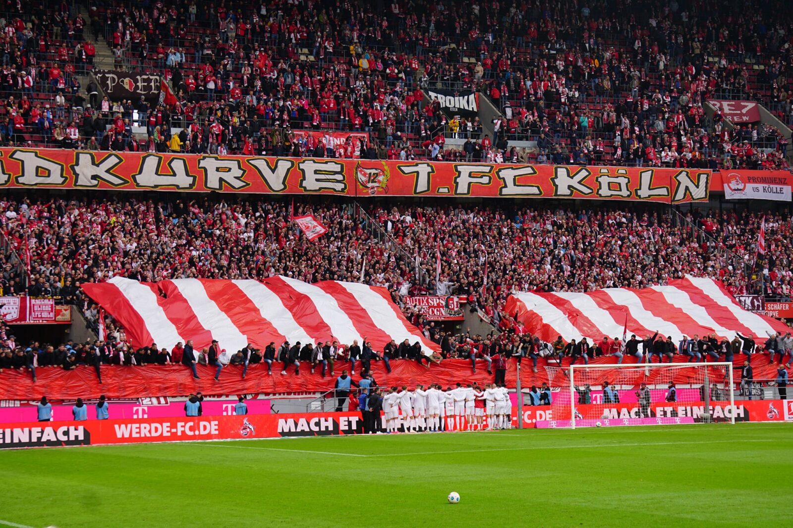 1. FC Köln – Borussia Mönchengladbach 3-1 (21)