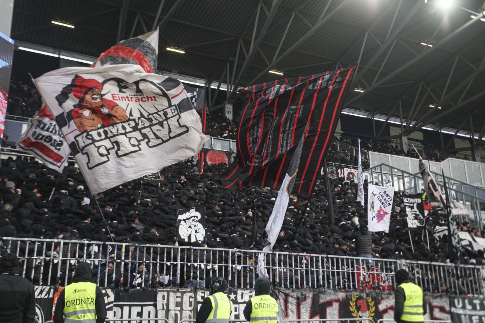 SV Darmstadt 98 – Eintracht Frankfurt 2-2 (10)