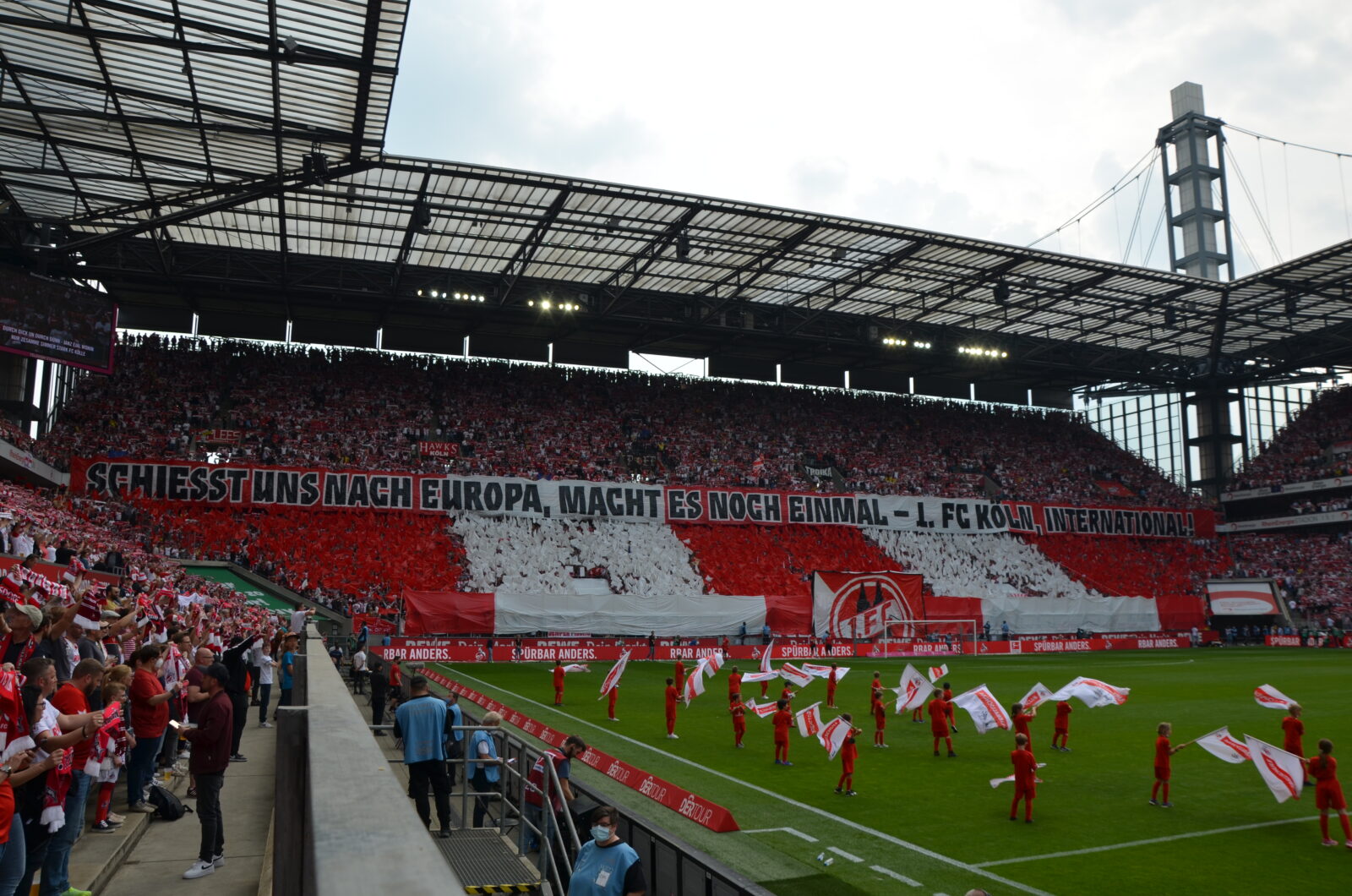 1. FC Köln – VfL Wolfsburg 0-1 (3)