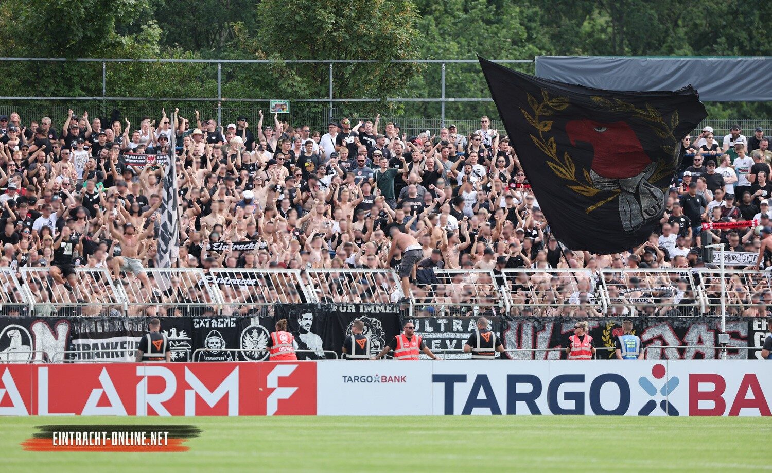1. FC Lokomotive Leipzig – Eintracht Frankfurt 0-7 (2)