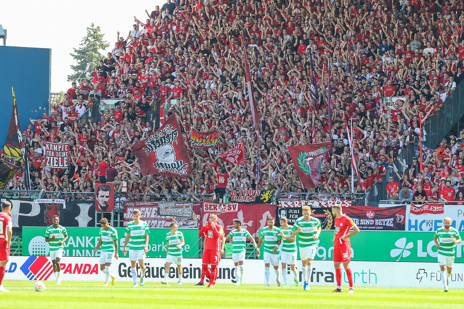 SpVgg Fürth – 1. FC Kaiserslautern 1-3 (14)