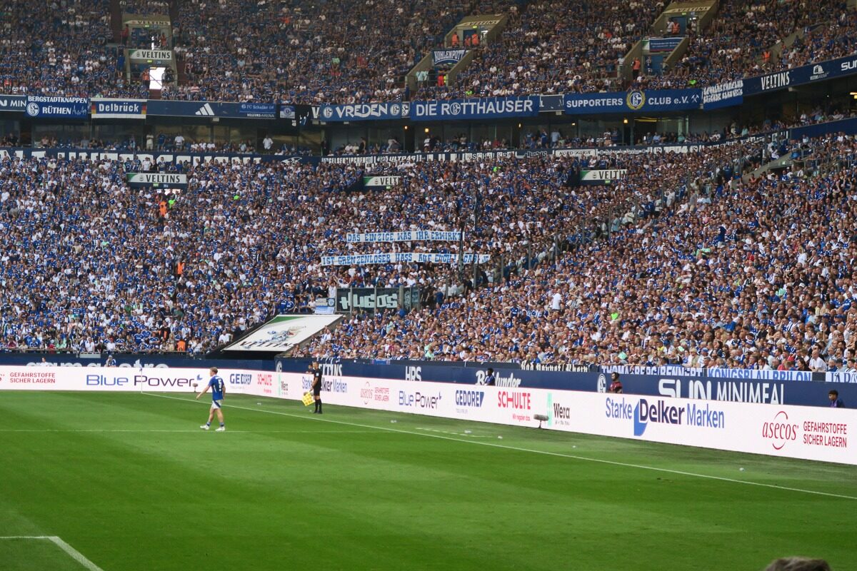 FC Schalke 04 – 1. FC Köln 1-3 (2)
