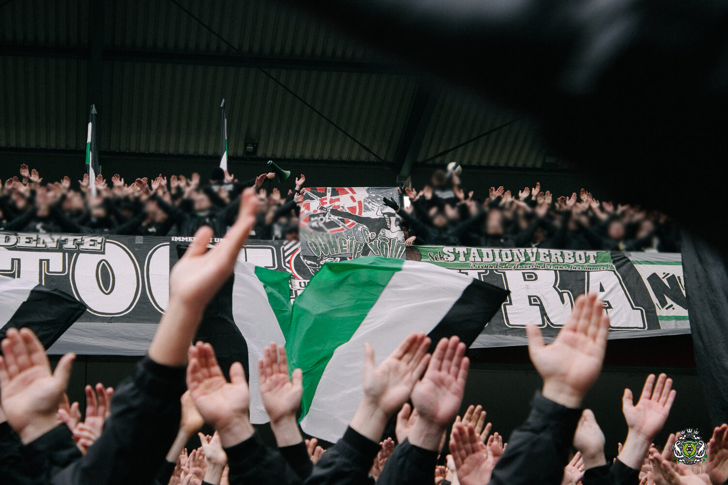 1. FC Köln – Borussia Mönchengladbach 0-0 (7)