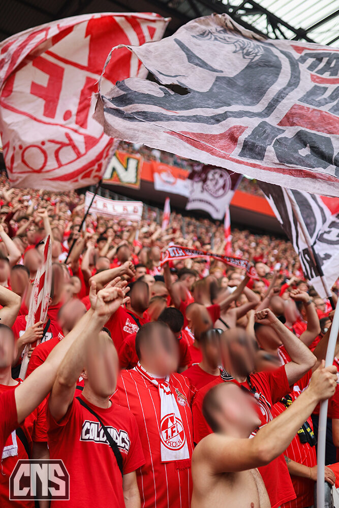 1. FC Köln – VfL Wolfsburg 1-2 (64)
