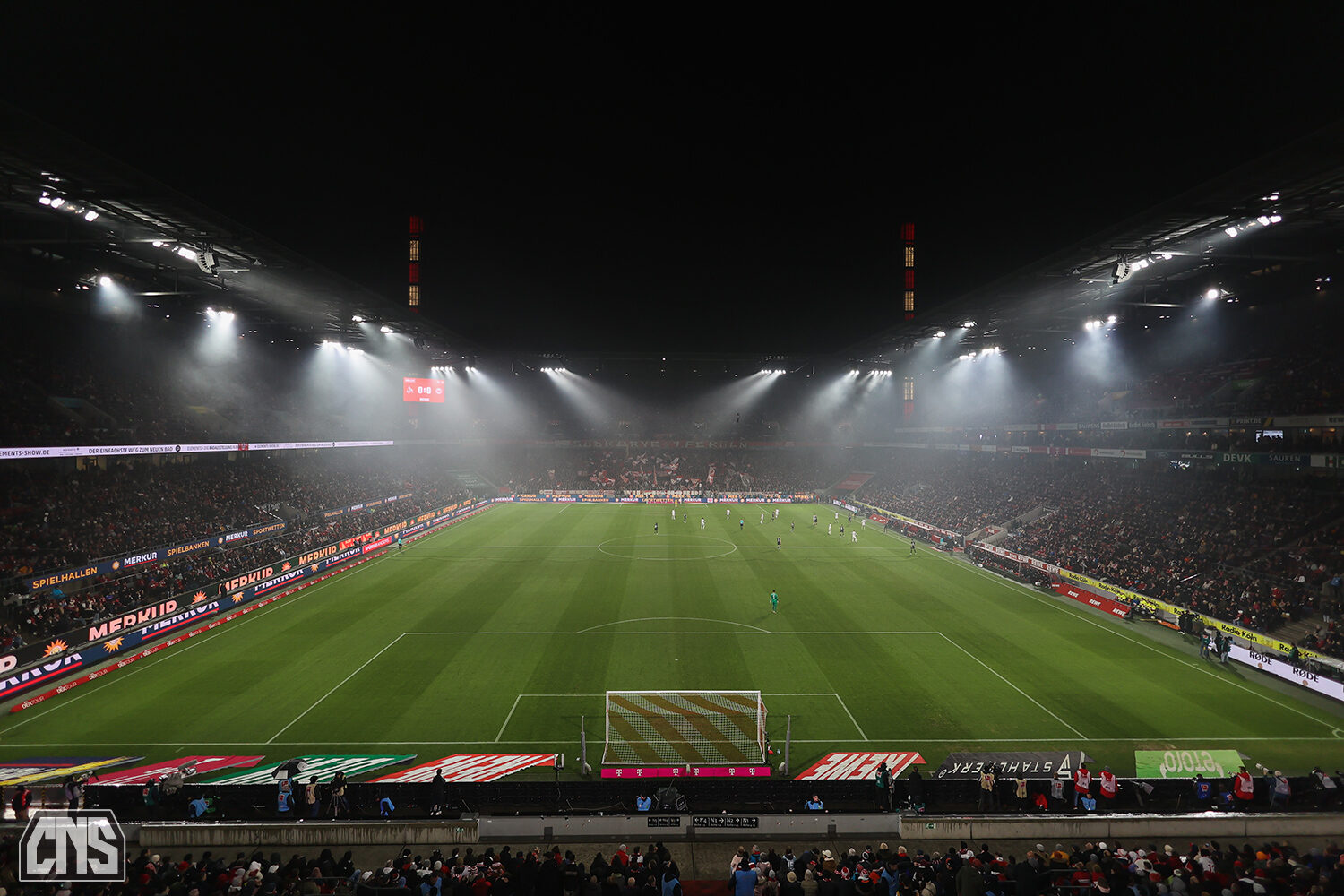 1. FC Köln – Eintracht Frankfurt 2-0 (13)