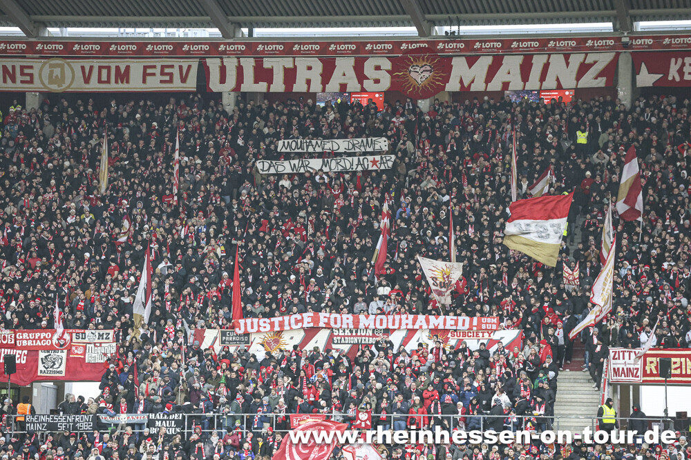 1. FSV Mainz 05 – FC Bayern München 2-1 (18)