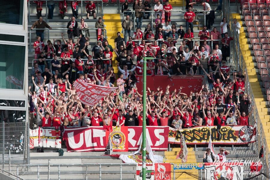 1. FC Kaiserslautern II vs Rot-Weiss Essen (1-2) (4)