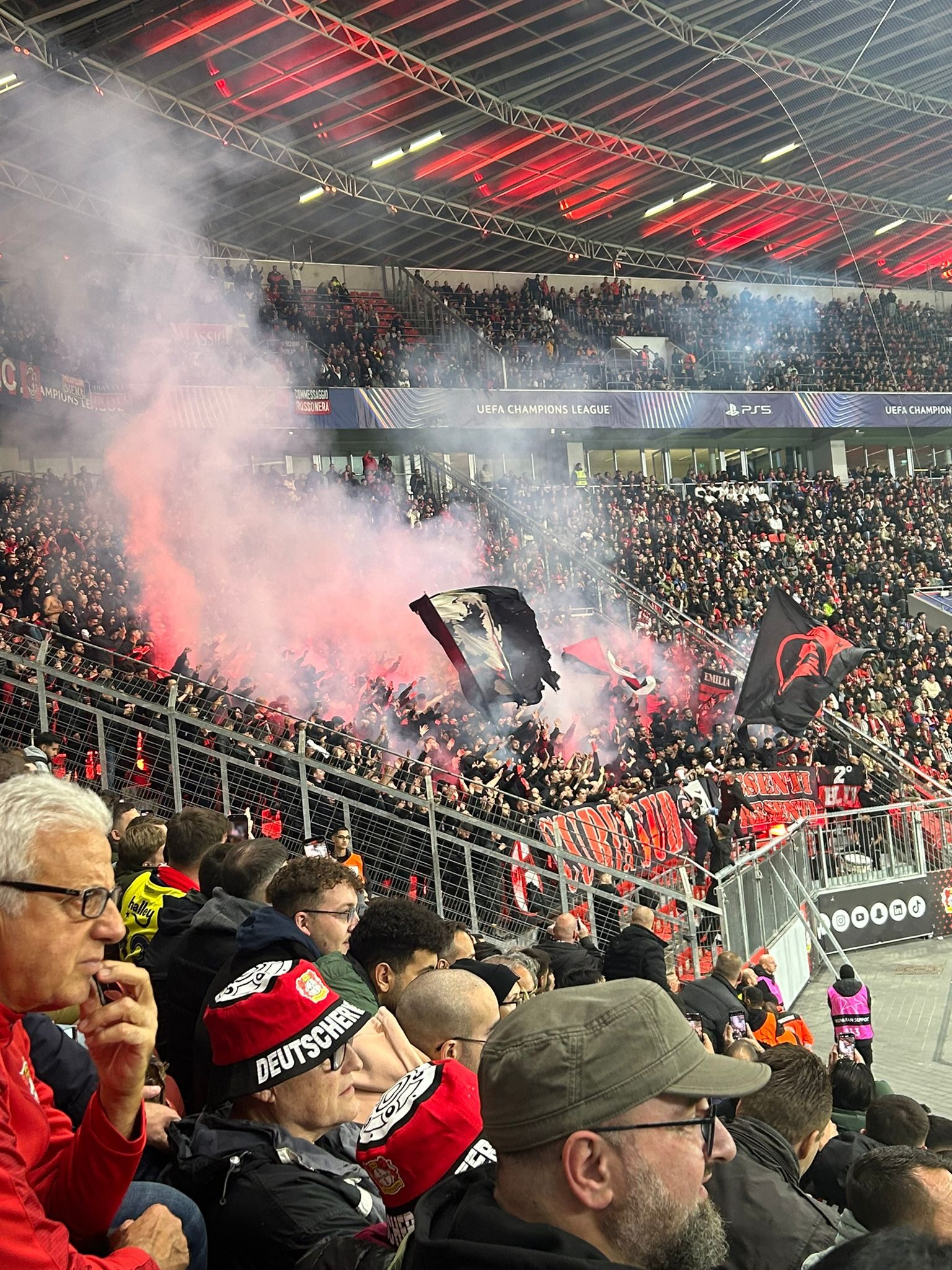 Bayer 04 Leverkusen – AC Mailand 1-0 (9)