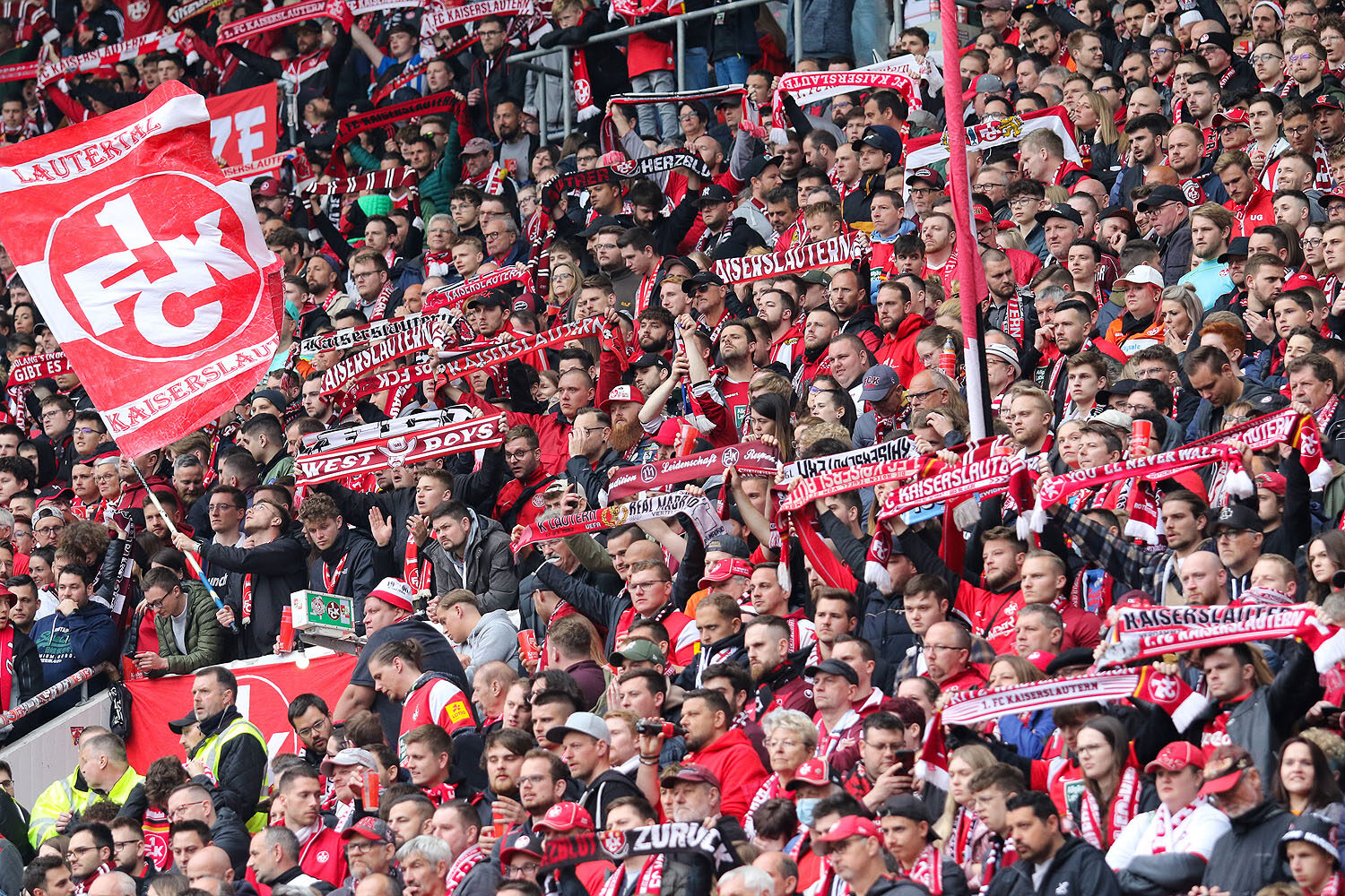 1. FC Kaiserslautern – Borussia Dortmund II 1-3 (1)