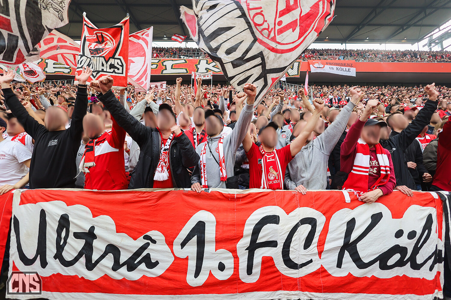 1. FC Köln – Borussia Mönchengladbach 3-1 (59)