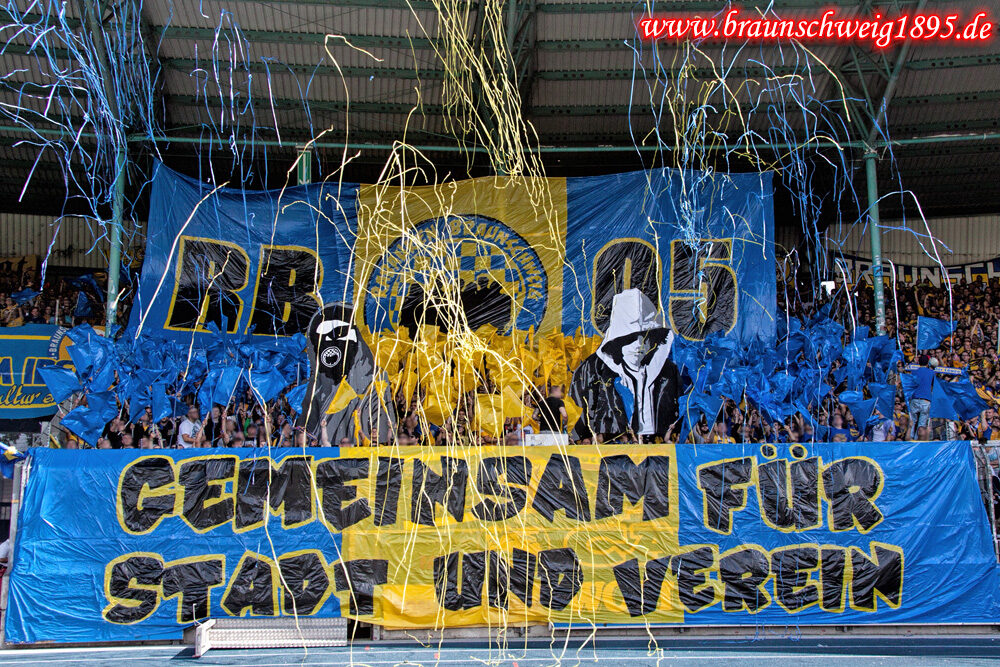 Eintracht Braunschweig vs SV Sandhausen (1-3) (7)