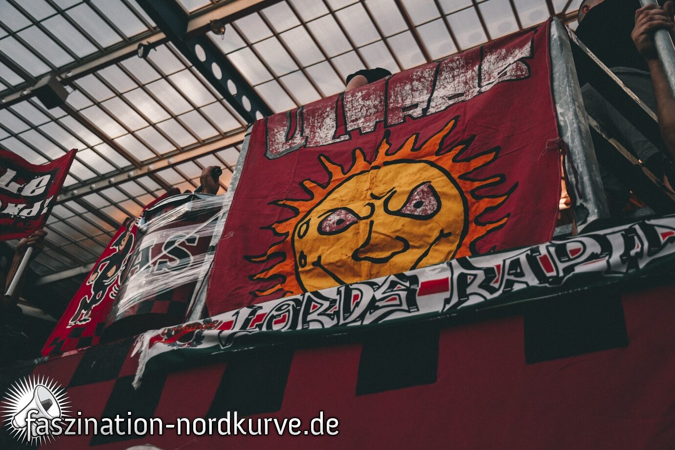 1. FC Nürnberg – SpVgg Fürth 1-1 (63)