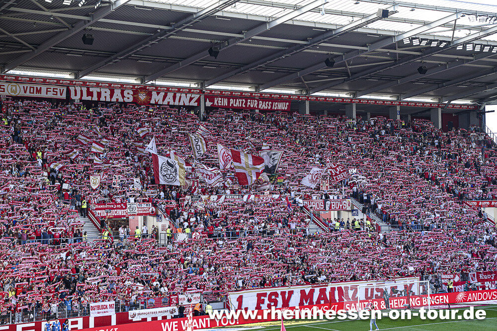 1. FSV Mainz 05 – VfB Stuttgart 1-3 (12)