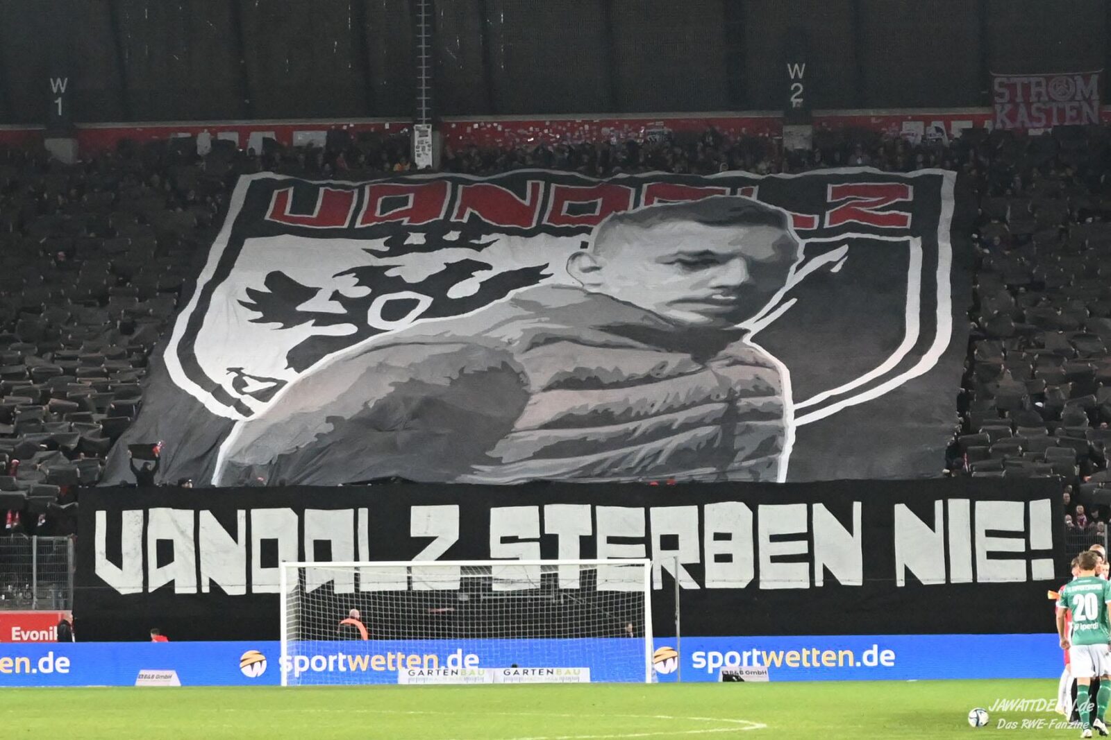 Rot-Weiss Essen – VfB Lübeck 1-0 (14)