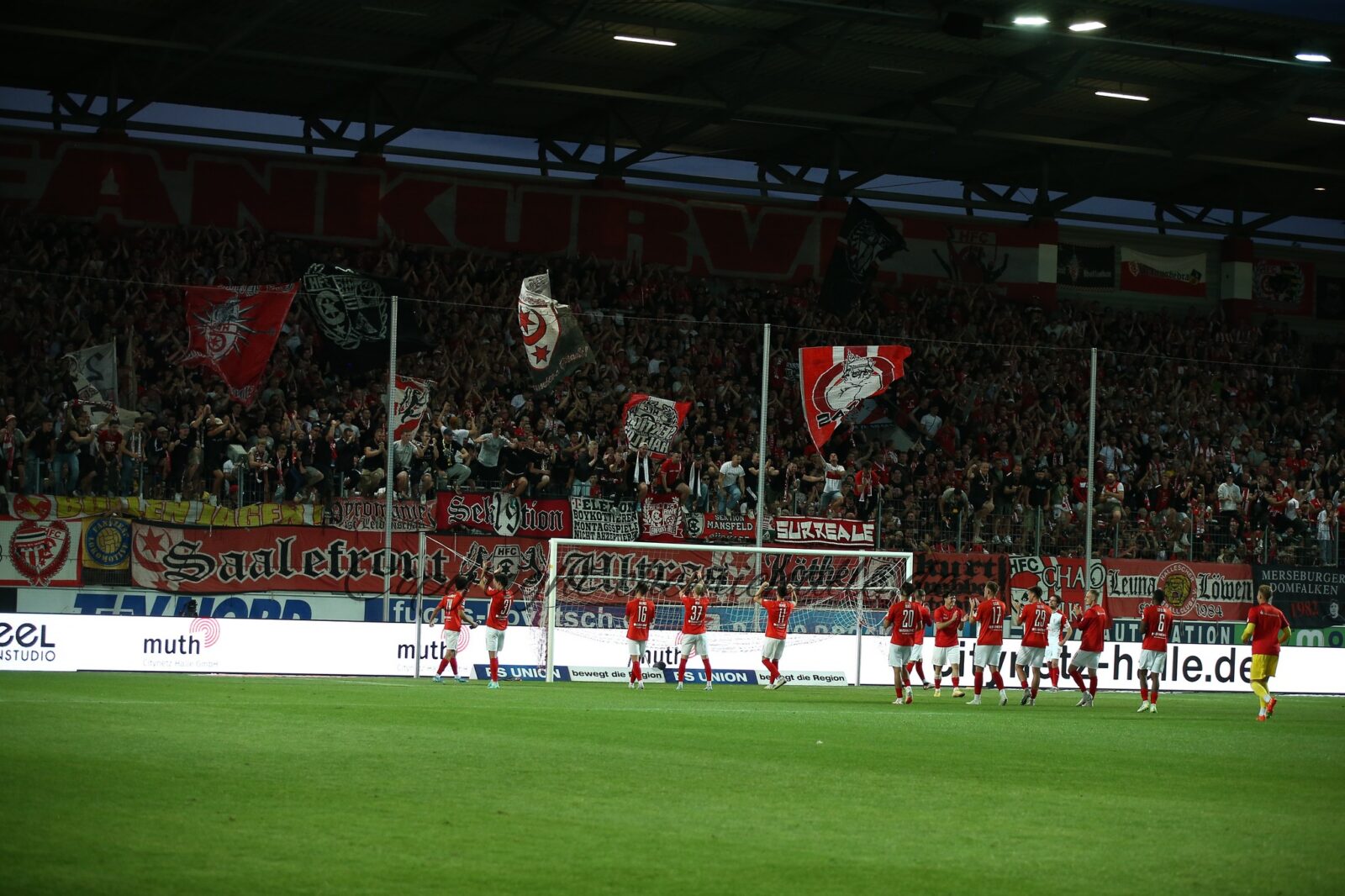 Hallescher FC – Rot-Weiss Essen 2-1 (6)