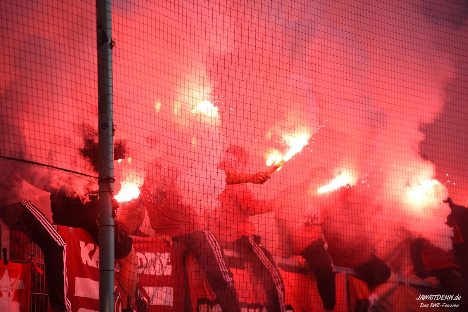 MSV Duisburg – Rot-Weiss Essen 2-2 (12)