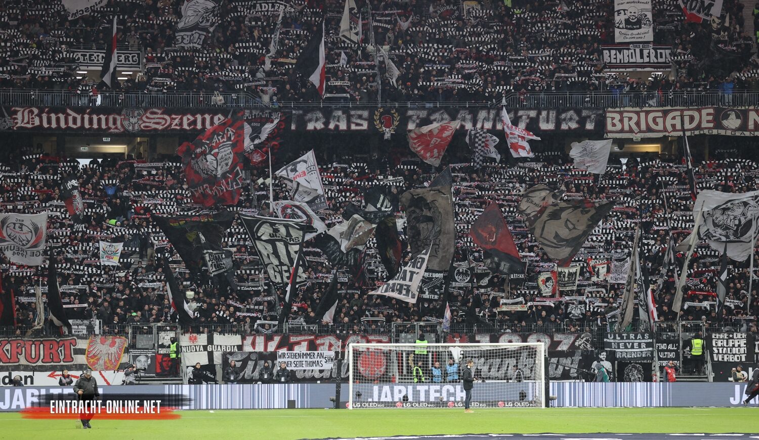 Eintracht Frankfurt – FC Bayern München 5-1 (12)