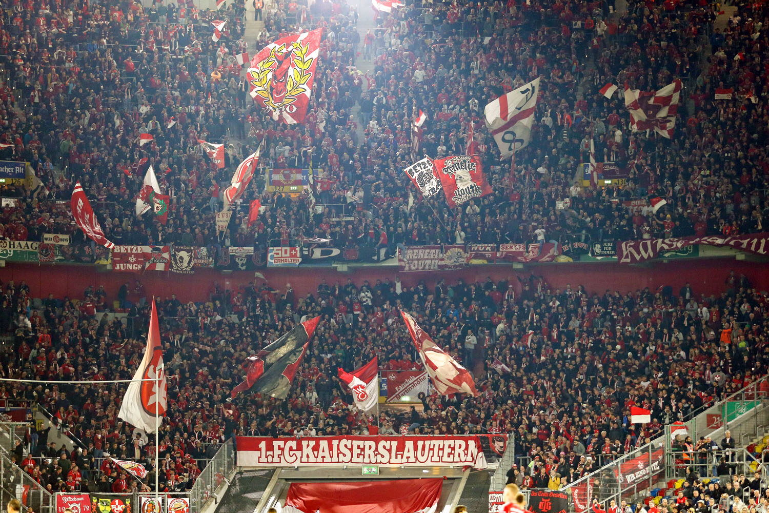 Fortuna Düsseldorf – 1. FC Kaiserslautern 4-3