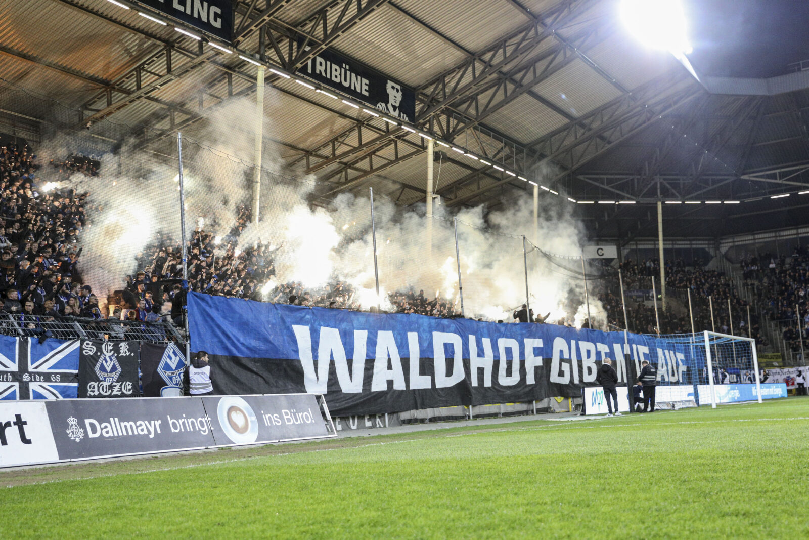 SV Waldhof Mannheim – DSC Arminia Bielefeld 1-0 (7)