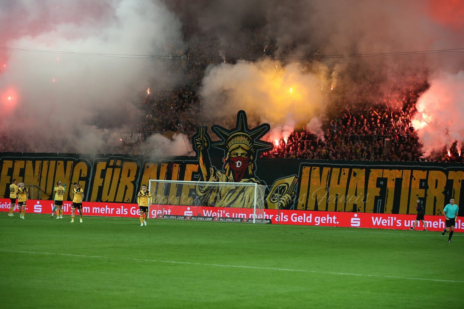 Dynamo Dresden – Hallescher FC 2-1 (11)