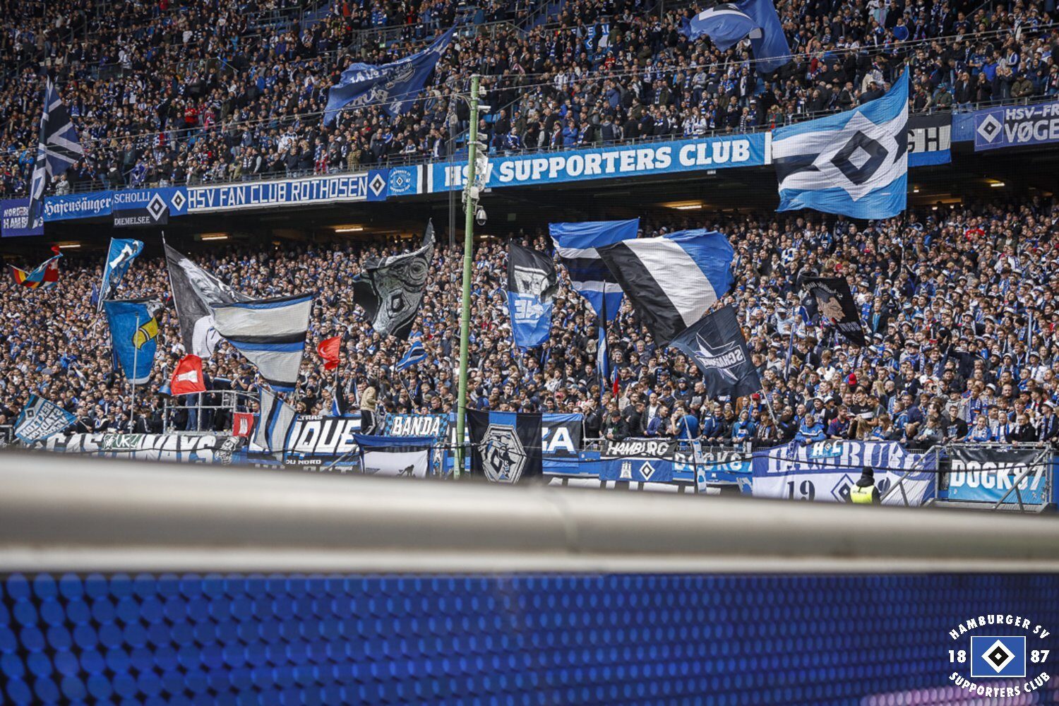 Hamburger SV – SSV Jahn Regensburg 3-1 (10)