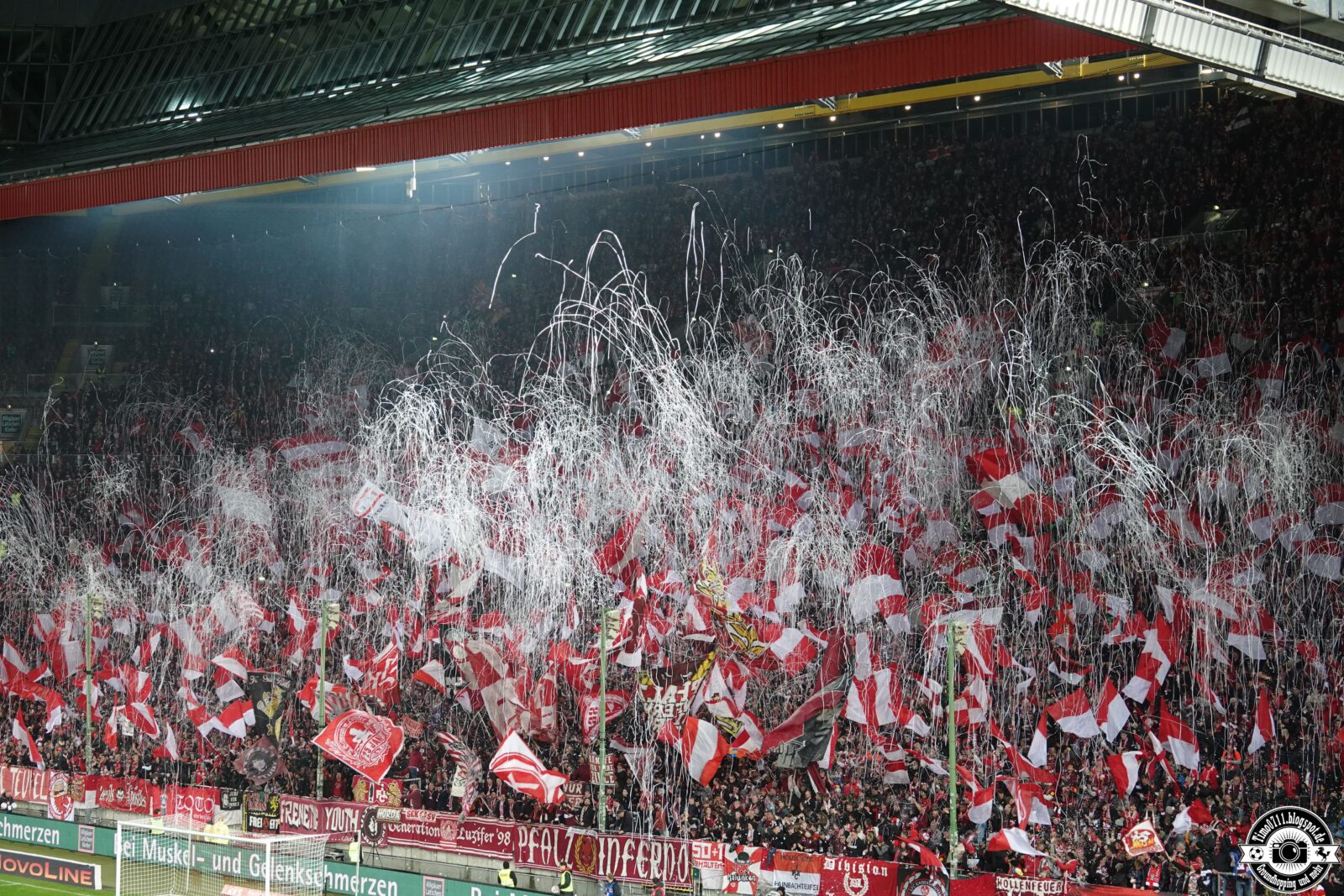 1. FC Kaiserslautern – Hamburger SV 3-3 (8)