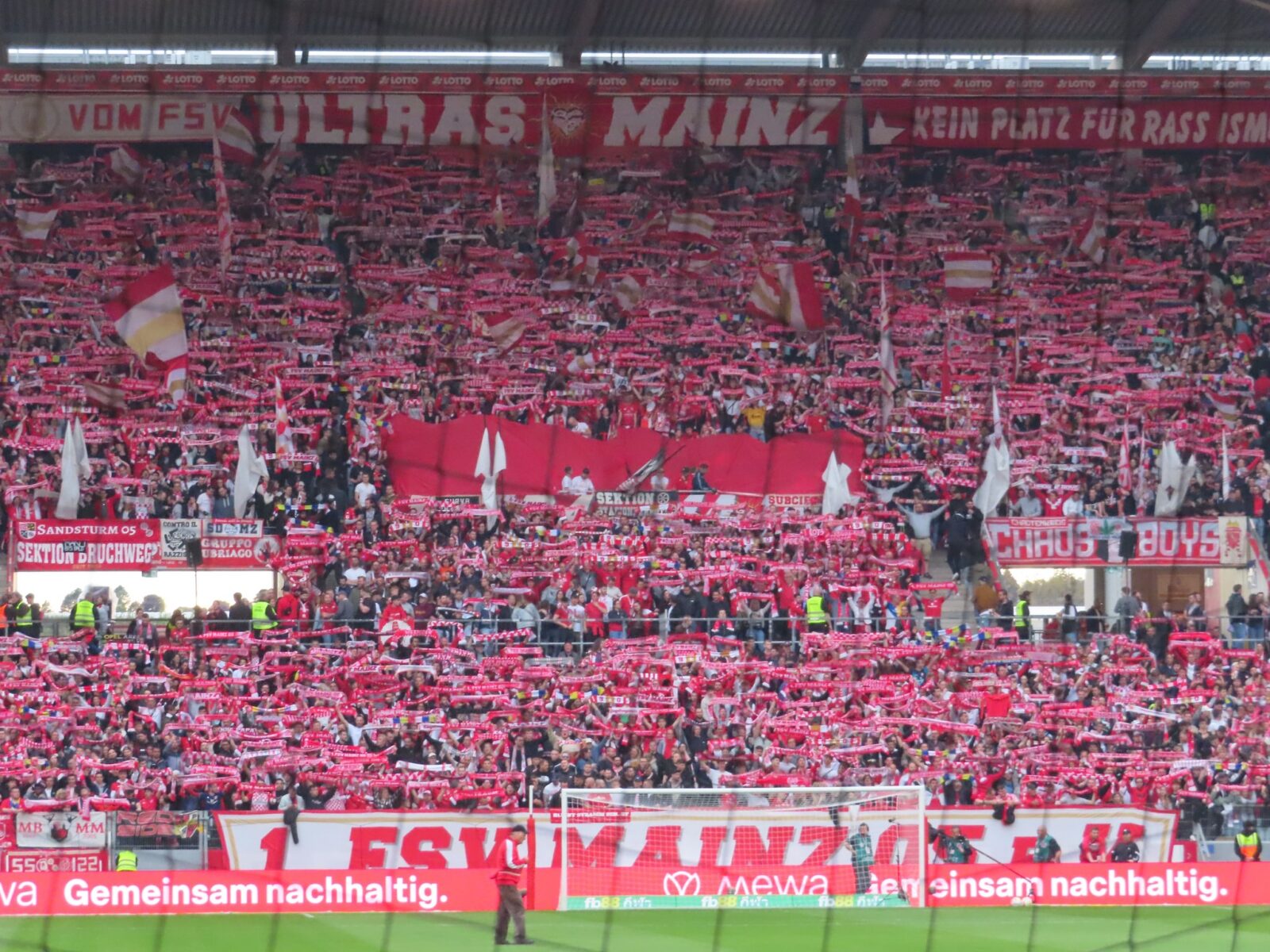 1. FSV Mainz 05 – FC Schalke 04 2-3 (38)