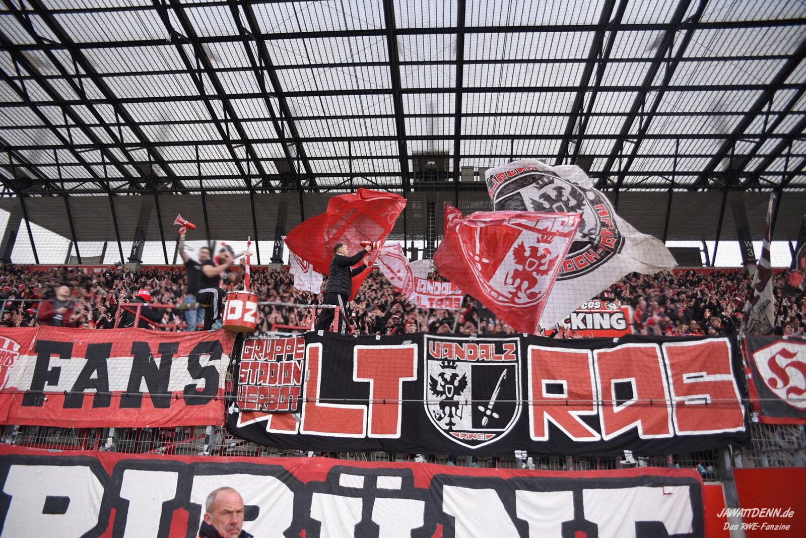 Rot-Weiss Essen – SpVgg Bayreuth 2-0 (8)