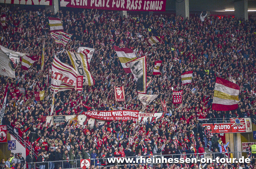 1. FSV Mainz 05 – FC Bayern München 1-3 (2)