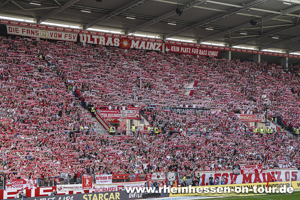 1. FSV Mainz 05 – SV Darmstadt 98 4-0 (17)