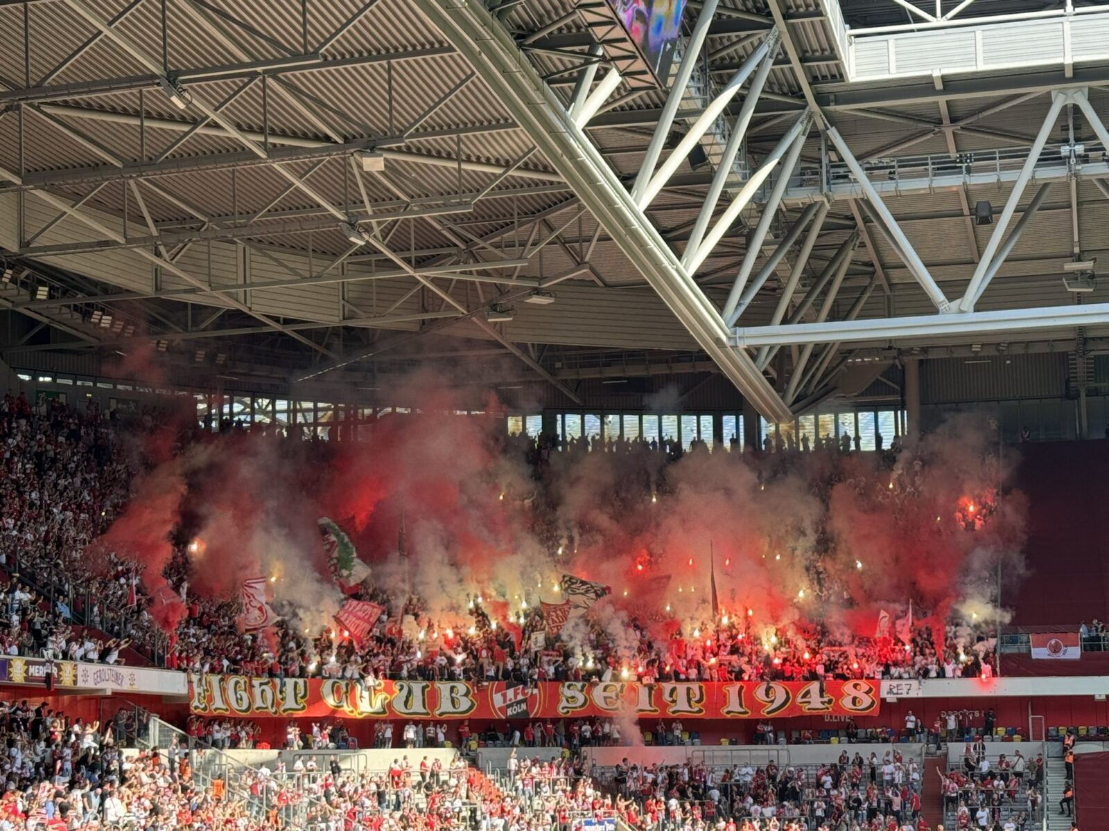 Fortuna Düsseldorf – 1. FC Köln 2-2 (32)
