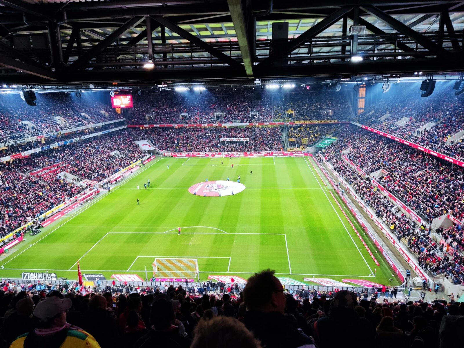 1. FC Köln – Borussia Dortmund 1-1 (3)