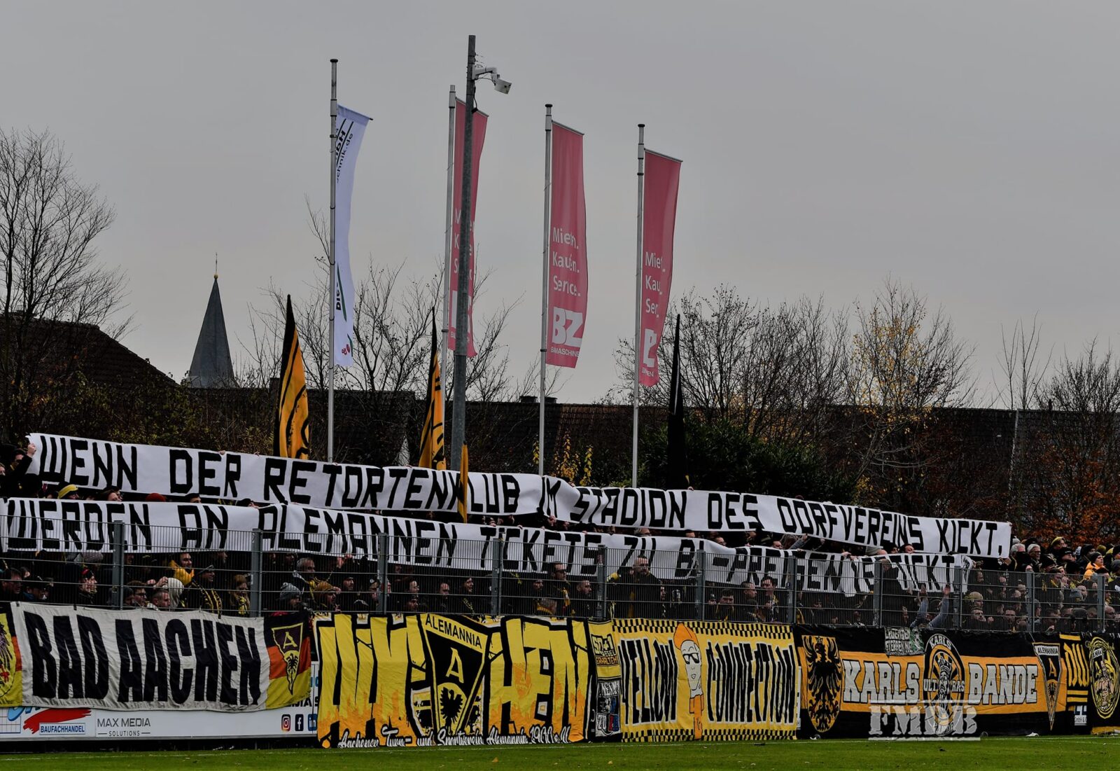 1. FC Düren – TSV Alemannia Aachen 1-1 (16)