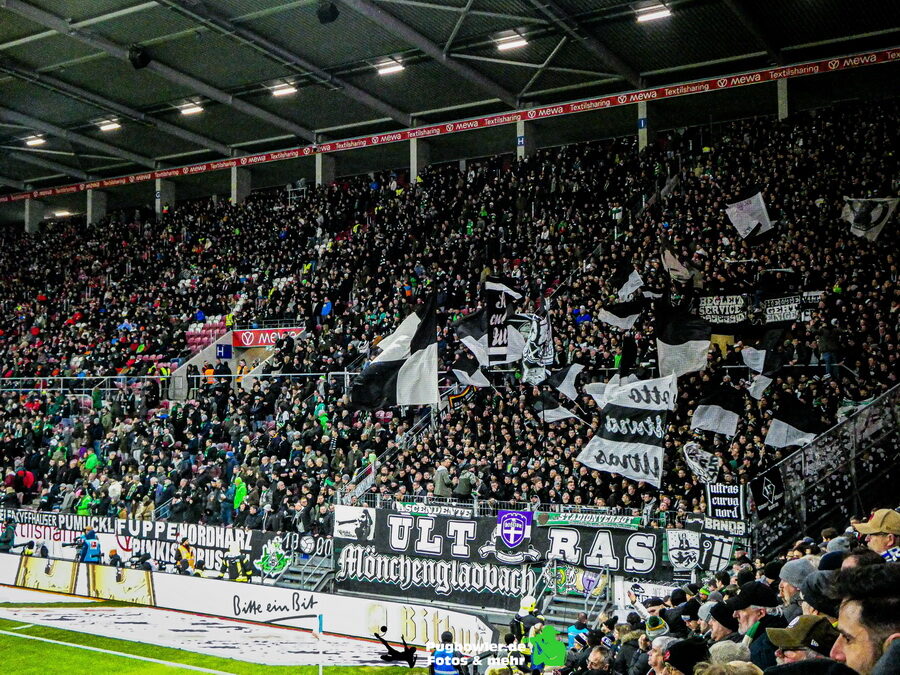 1. FSV Mainz 05 – Borussia Mönchengladbach 4-0 (2)