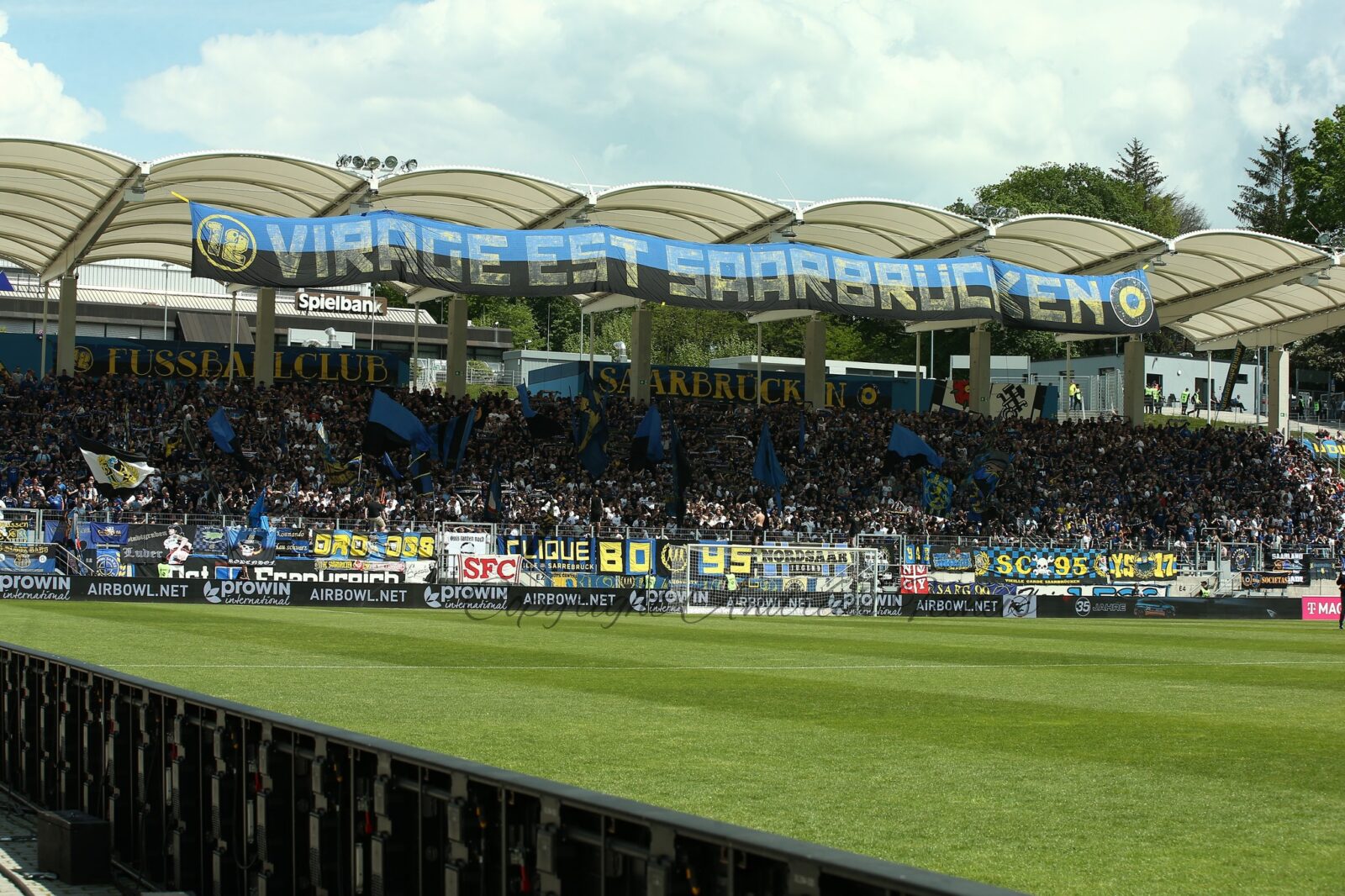 1. FC Saarbrücken – Hallescher FC 2-0 (3)