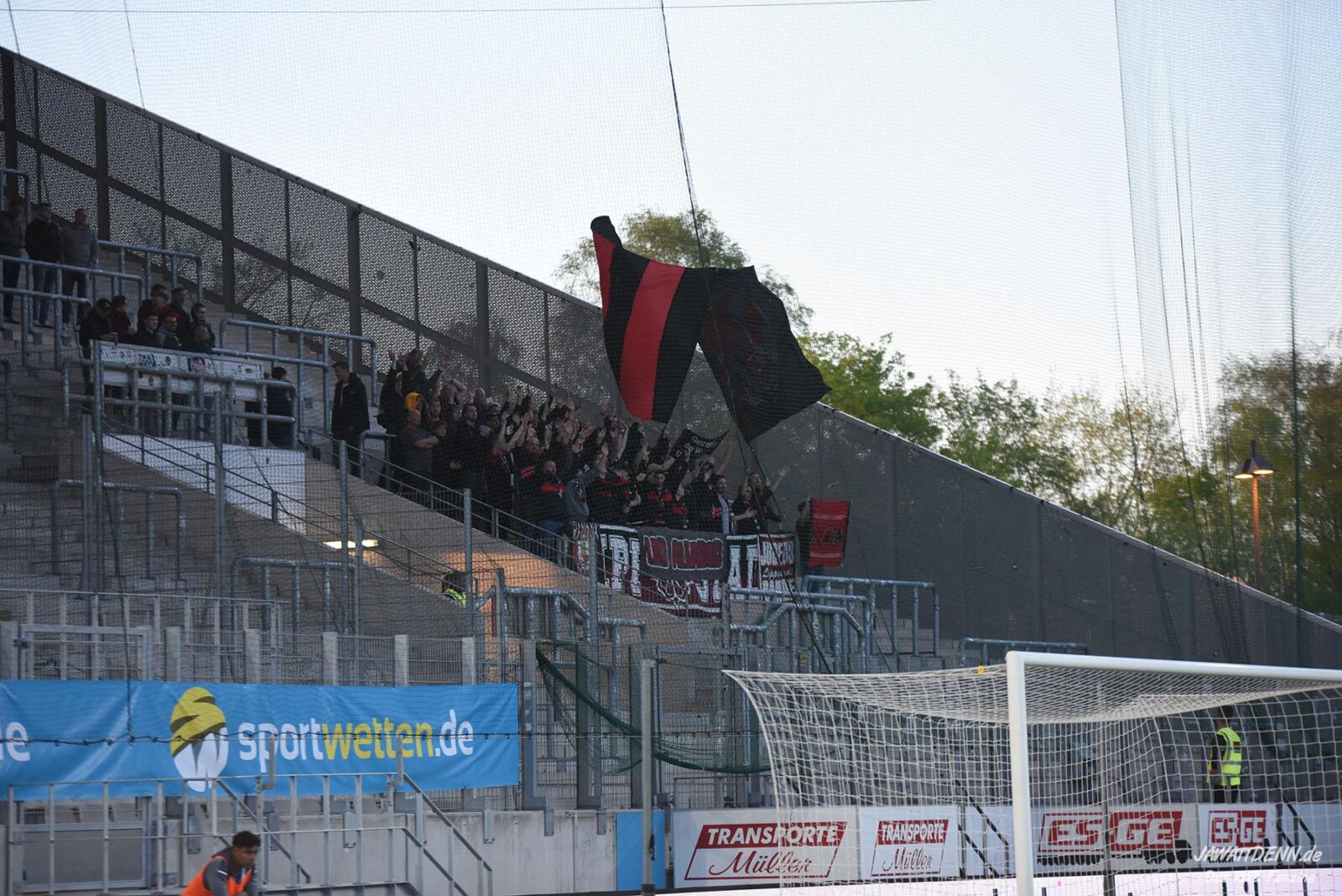 Rot-Weiss Essen – SV Lippstadt 08 4-0 (3)
