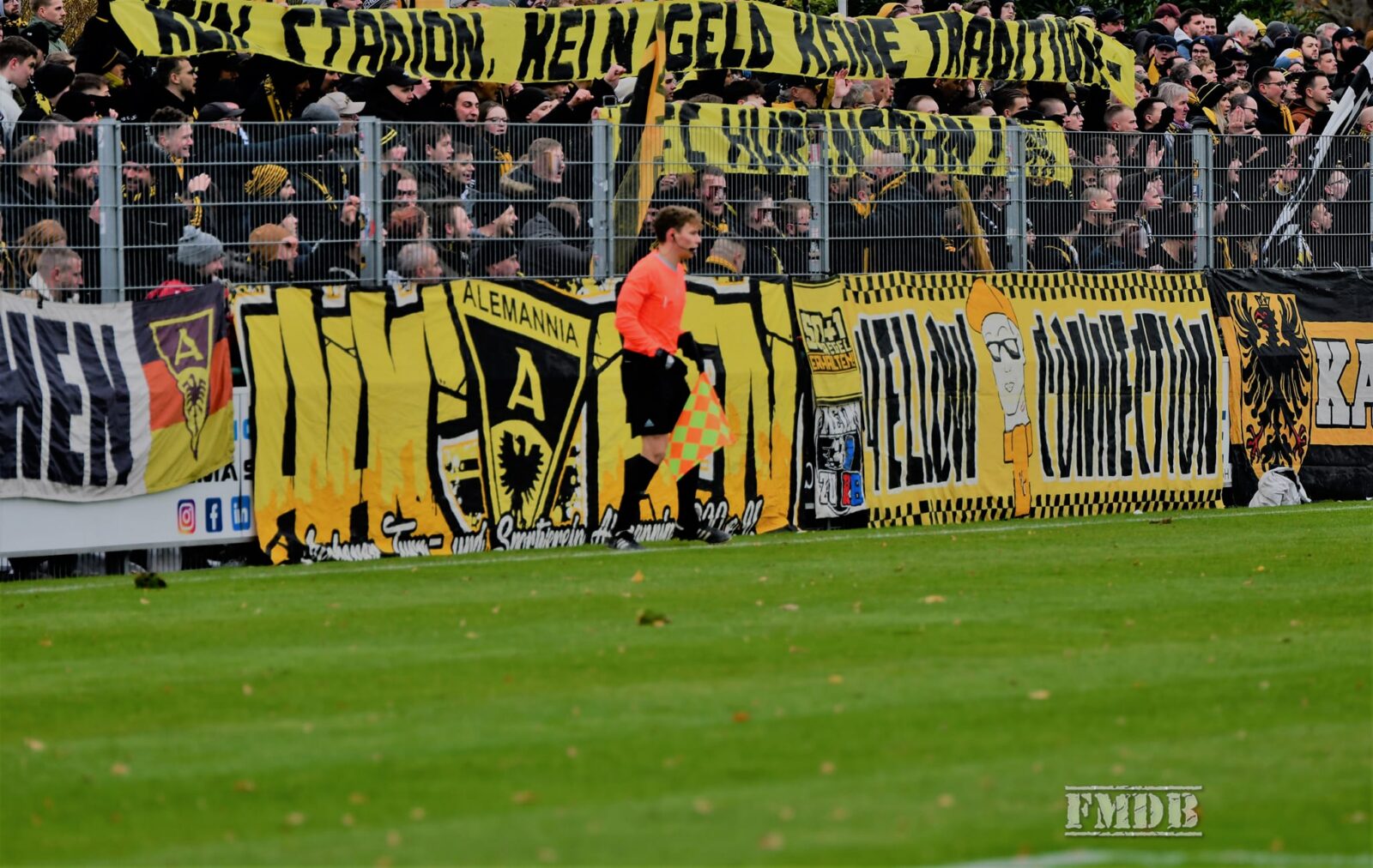 1. FC Düren – TSV Alemannia Aachen 1-1 (5)