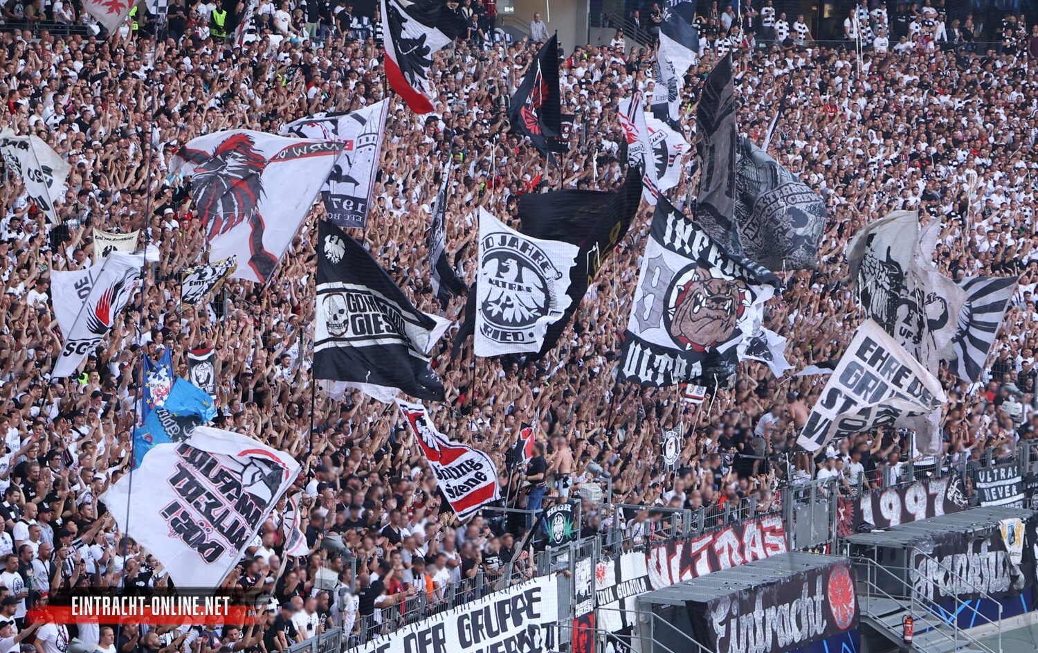 Eintracht Frankfurt – Sporting Clube de Portugal 0-3 (27)