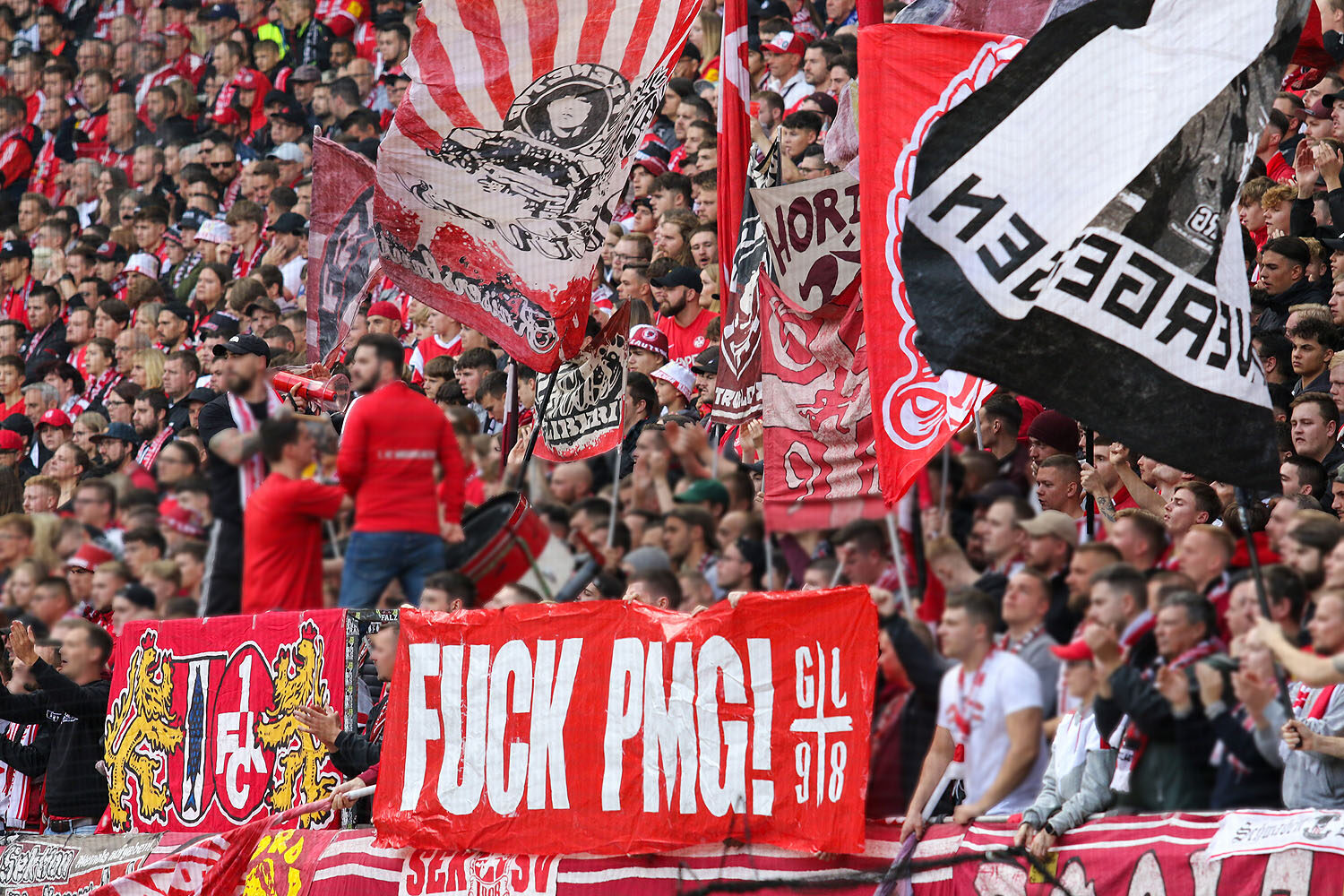 1. FC Kaiserslautern – SSV Jahn Regensburg 0-3 (1)