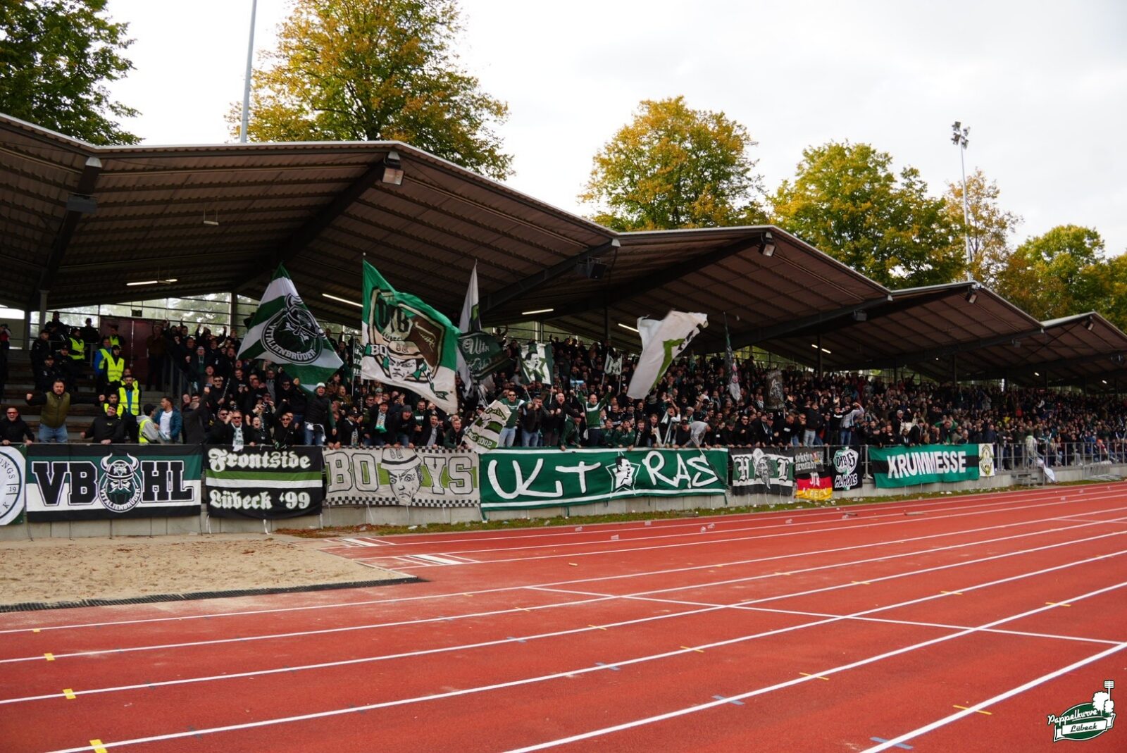 1. FC Phönix Lübeck – VfB Lübeck 1-1 (17)
